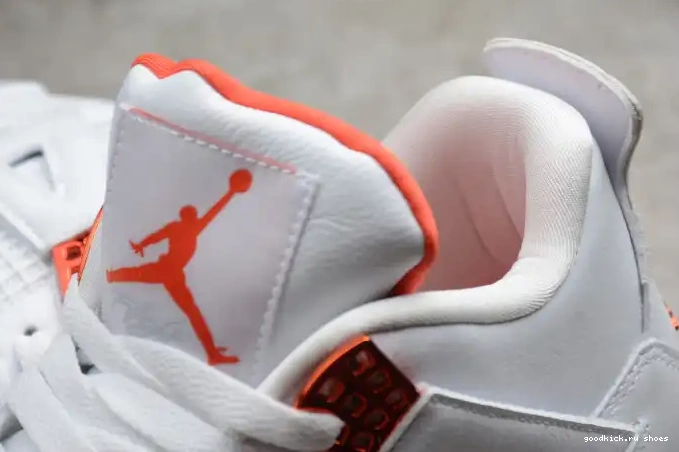 Jordan OrangeCT8527-118 4 Team Air 0520